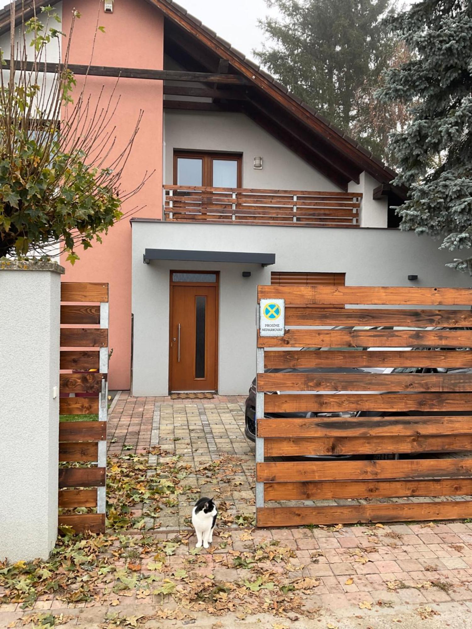 Apartman U Lesa Nove Jirny Nové Jirny Exterior foto