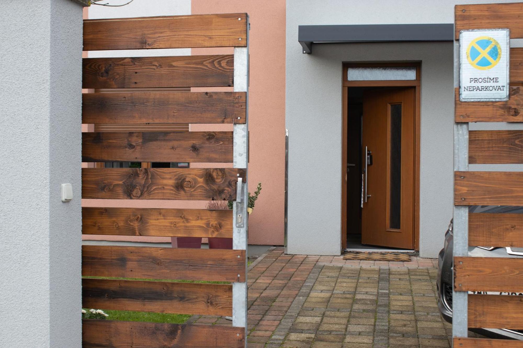 Apartman U Lesa Nove Jirny Nové Jirny Exterior foto